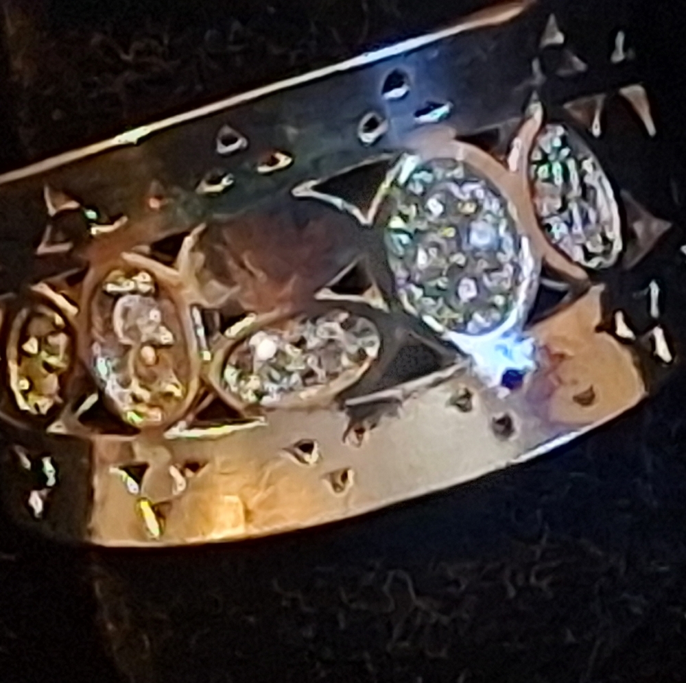 Elegant Sterling Silver Cigar Band Ring With Faux Diamonds Size 11 - Picture 4 of 11